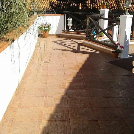 Casa Familiar En La Cueva Del Viento